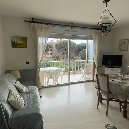 Apartment Horizon Bleu With Terrace In Sainte-Maxime