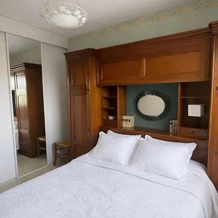 Horizon Bleu With Terrace In Apartment Sainte-Maxime