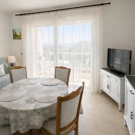 Horizon Bleu With Terrace In Apartment *