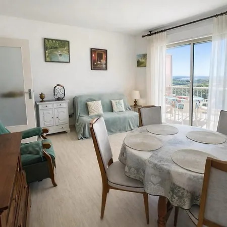 Horizon Bleu With Terrace In Apartment Sainte-Maxime