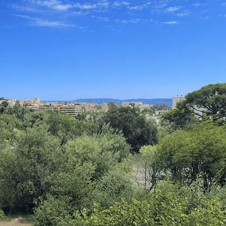 Horizon Bleu With Terrace In Apartment *
