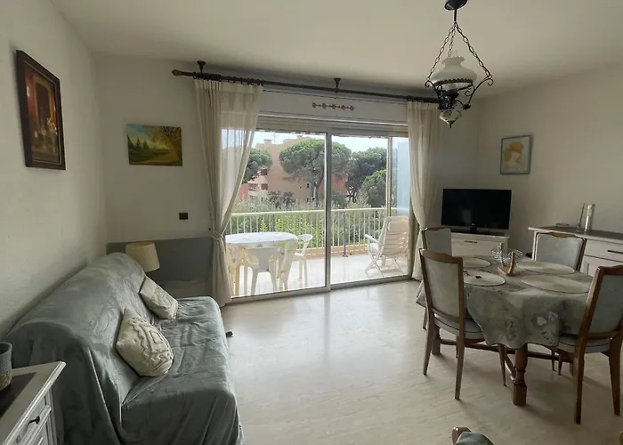 Apartment Horizon Bleu With Terrace In Sainte-Maxime
