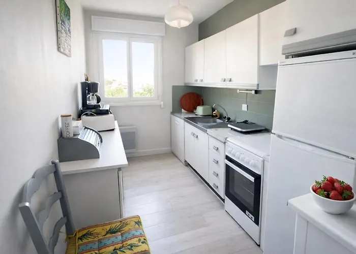 Horizon Bleu With Terrace In *